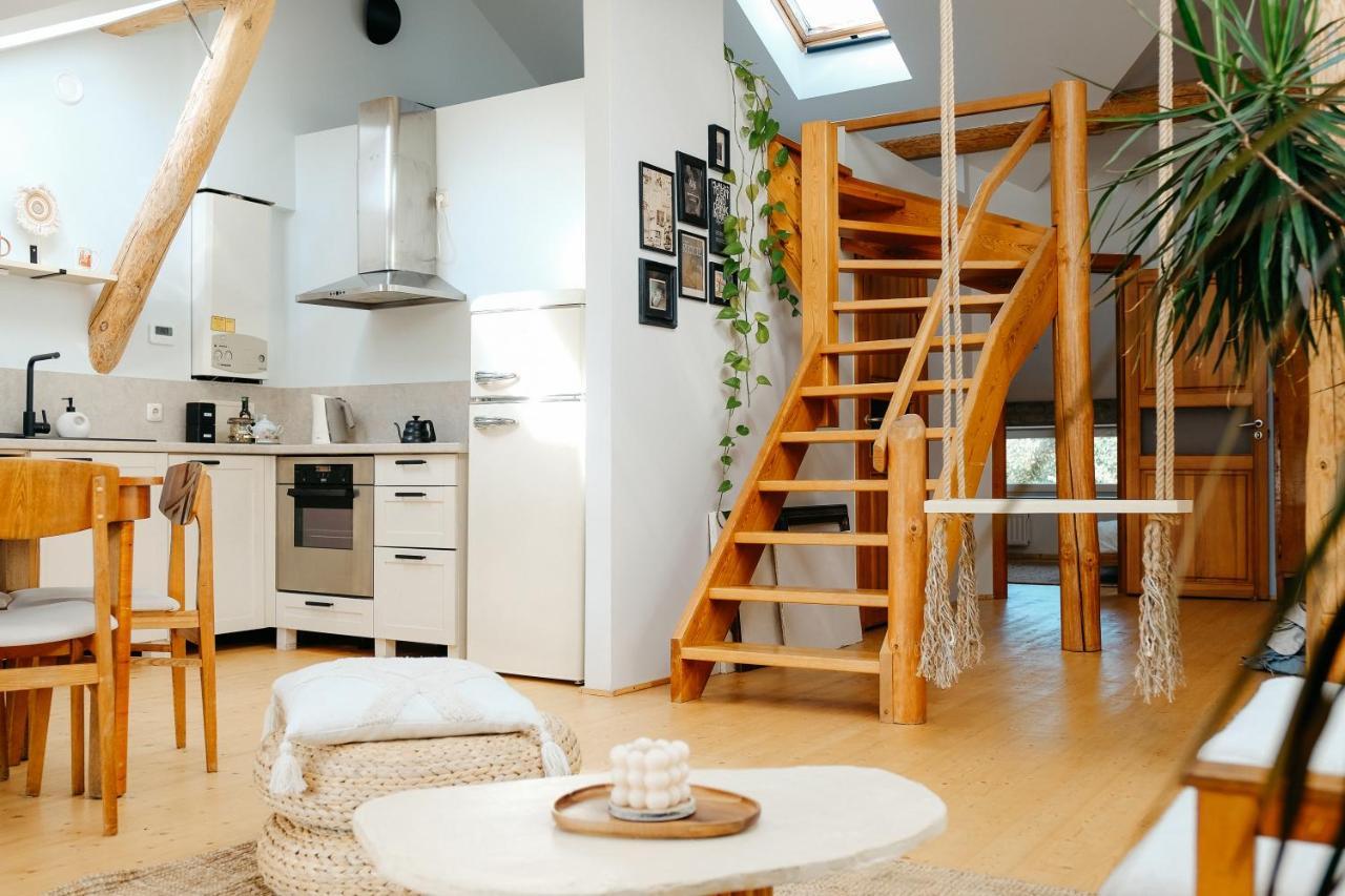 White Loft In The Riga City Center Bagian luar foto